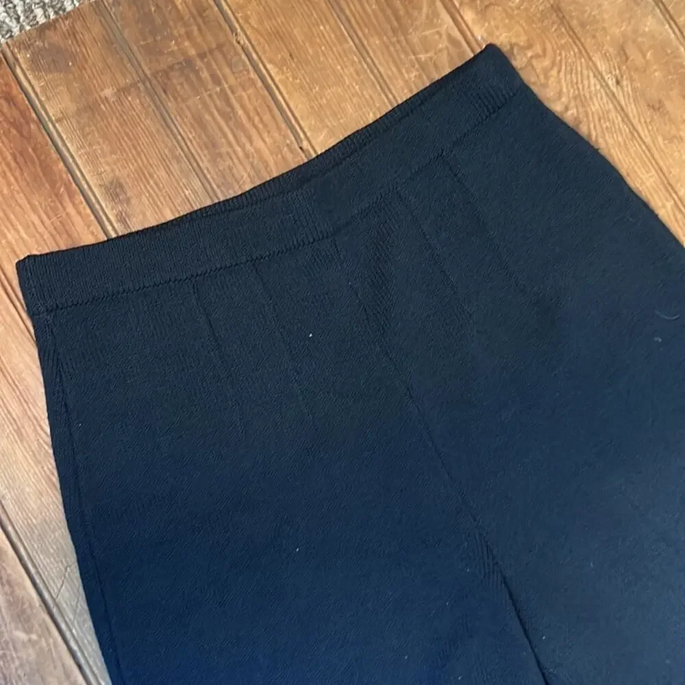 Women’s vintage St John Santana knit black pants size small
